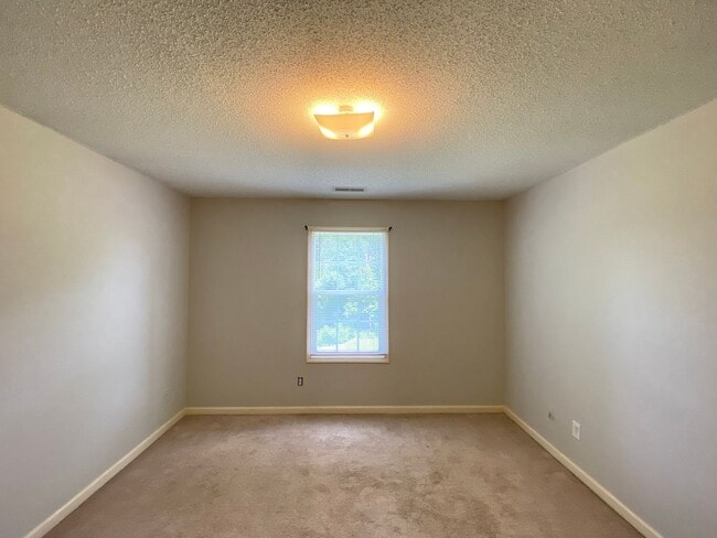 Building Photo - 5108 Ivy Trace Ct