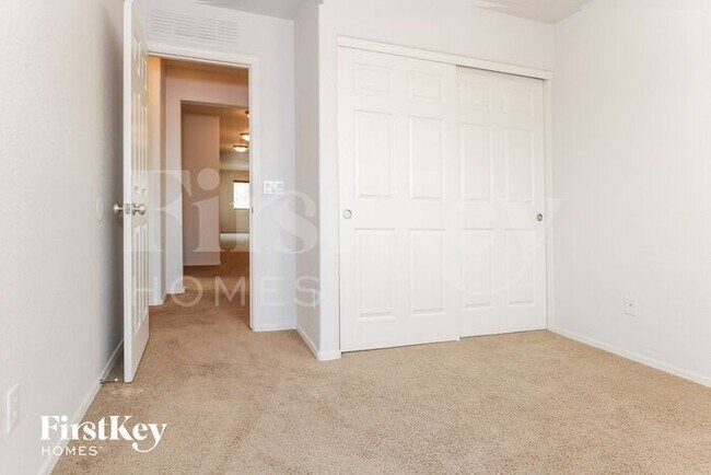 Building Photo - 17558 W Calavar Rd