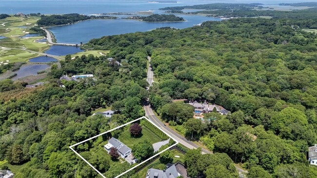 Building Photo - 101 Sebonac Inlet Rd