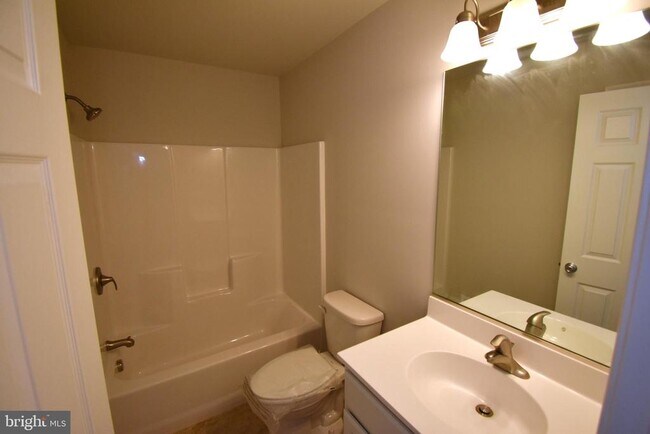 Building Photo - 358 E Nesquehoning St