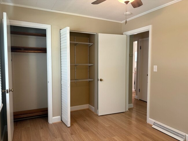 Building Photo - 3 Bedroom, 1 Bathroom House in High Point!