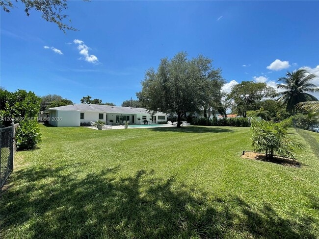 Building Photo - 9121 SW 85th St