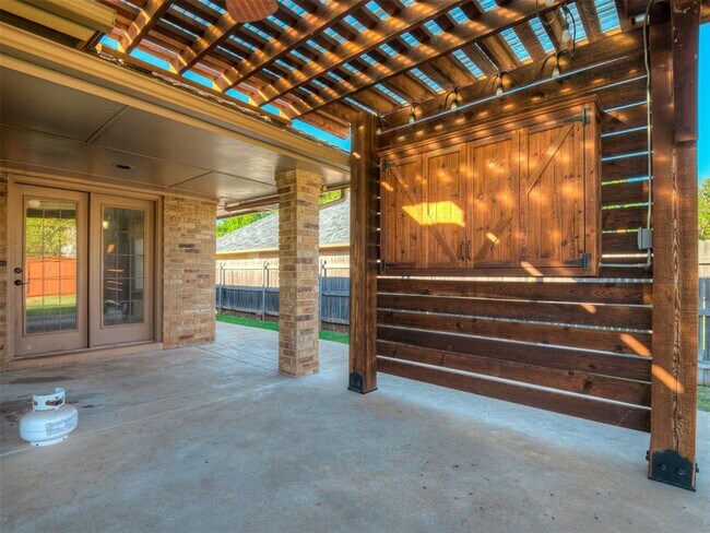 Building Photo - 2601 Ricks Trail