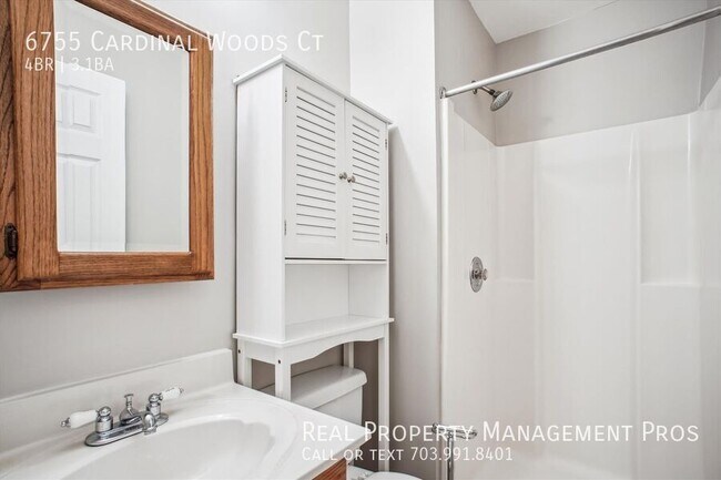 Building Photo - 6755 Cardinal Woods Ct