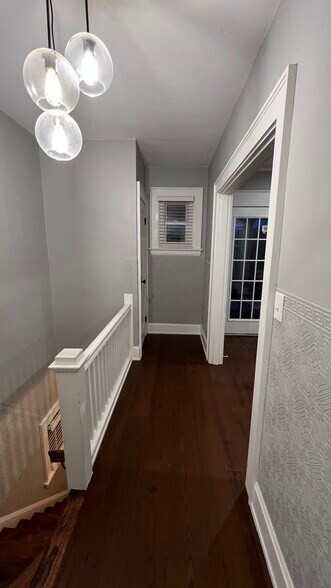 Landing - 3044 Minot Ave