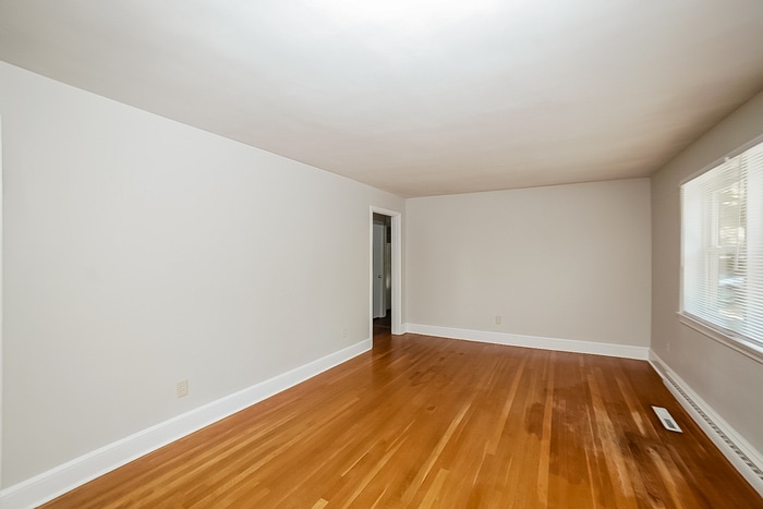 Building Photo - 221 Norman Rd