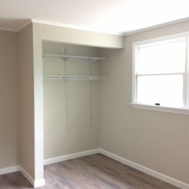 Building Photo - Adorable 2 Bedroom in Moultonborough - *PR...