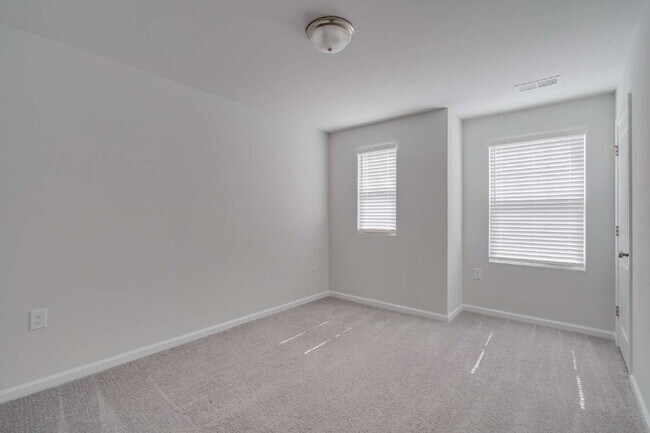 Building Photo - 1123 Sweet Cream Ct