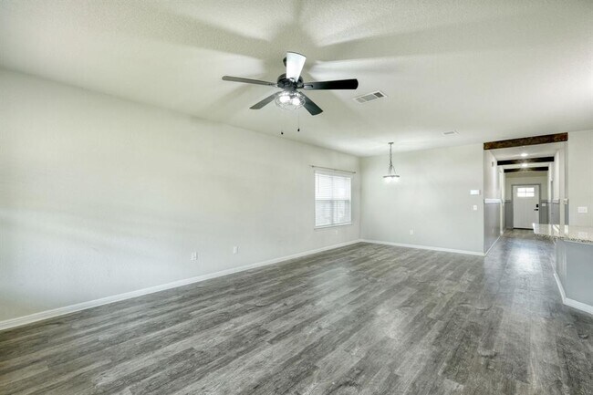Building Photo - 117 Kramer St