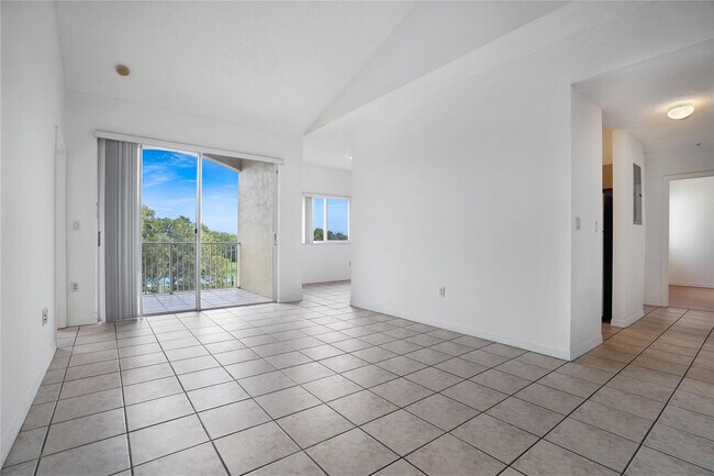 Building Photo - 7085 Nova Dr
