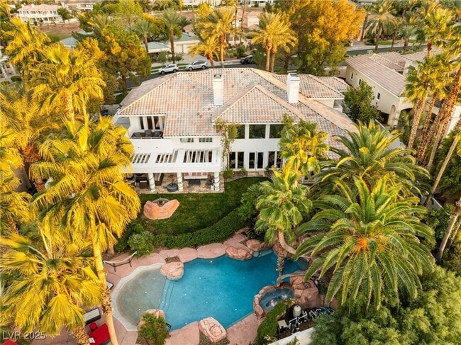 Building Photo - 2057 Troon Dr