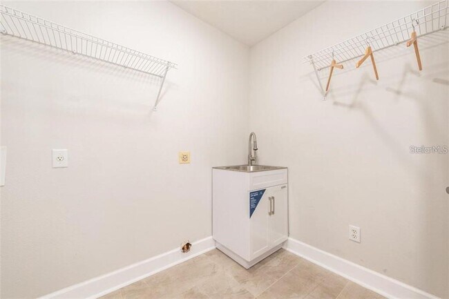Building Photo - 13116 Fennway Ridge Dr