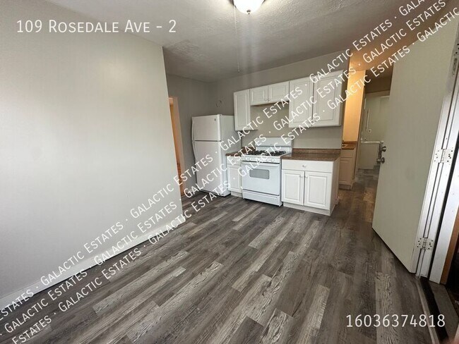 Building Photo - 109 Rosedale Ave