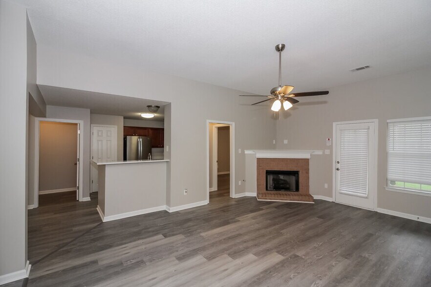 Building Photo - 9996 Houston Birch Dr