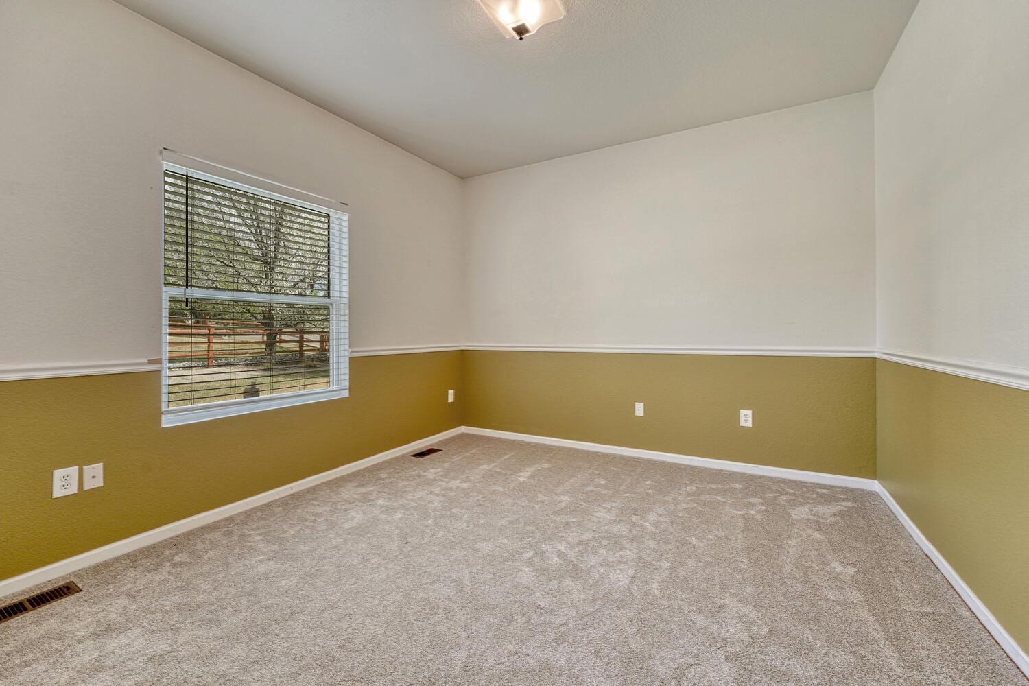 Building Photo - 7170 Windwood Way