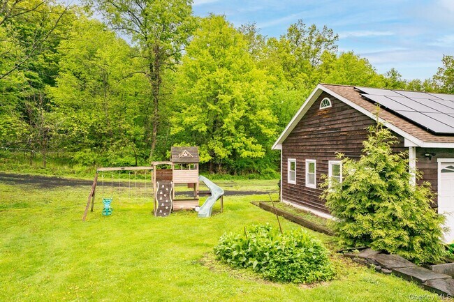 Building Photo - 831 County Rte 12