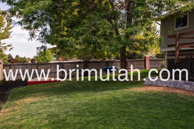Building Photo - 11412 Autumn Hill Dr