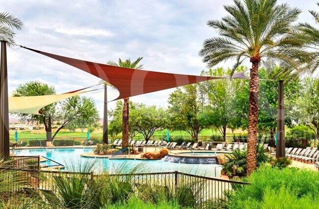 Building Photo - 12728 W Desert Vista Trail