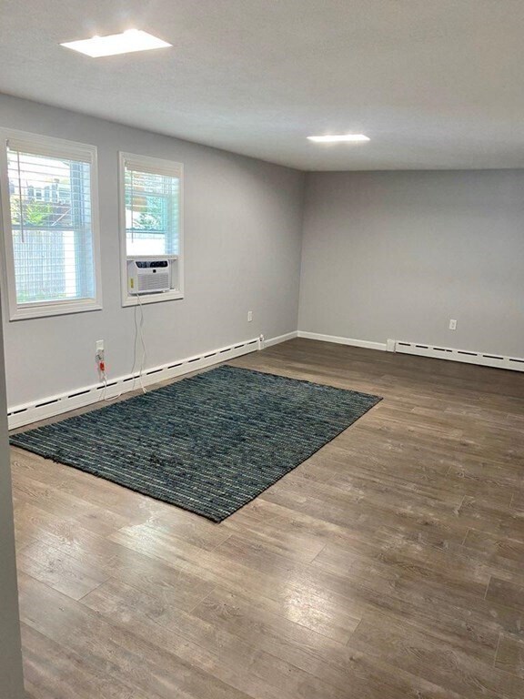 Building Photo - 1164 State Rd