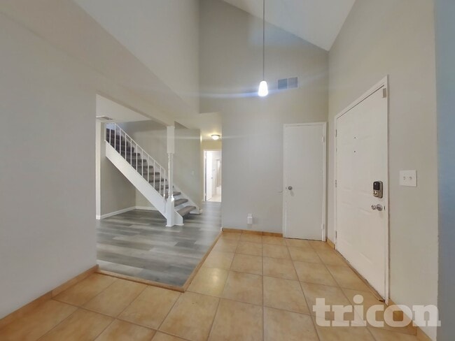 Building Photo - 602 Chyrl Way