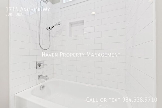 Building Photo - 1714 Anchor Wy