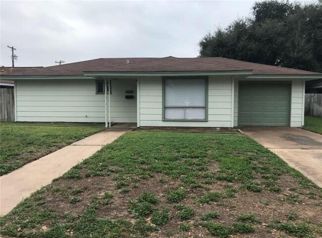 Building Photo - 1215 Zana Ln