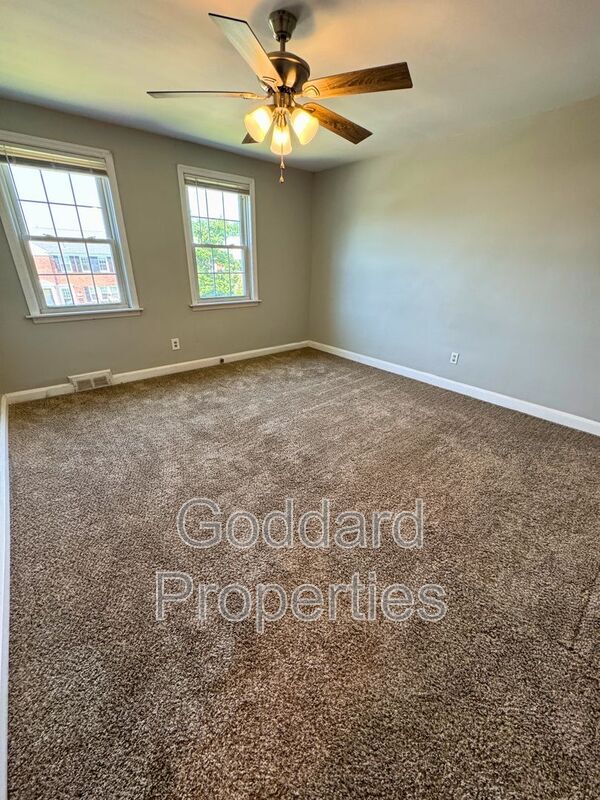 Building Photo - 1822 Edgewood Rd