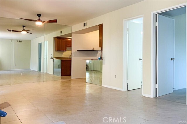 Building Photo - 1150 E Amado Rd