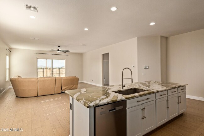 Building Photo - 15612 W Smoketree Dr