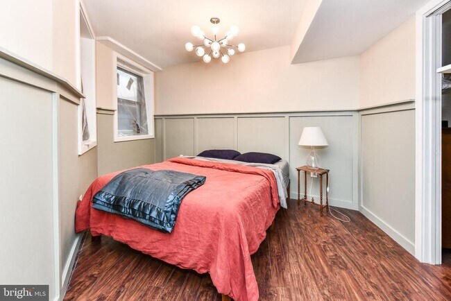 Building Photo - 1863 Kalorama Rd NW