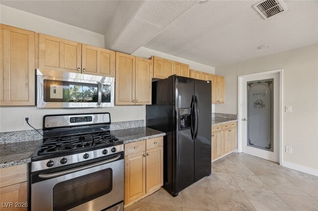 Building Photo - 1114 Vegas Valley Dr