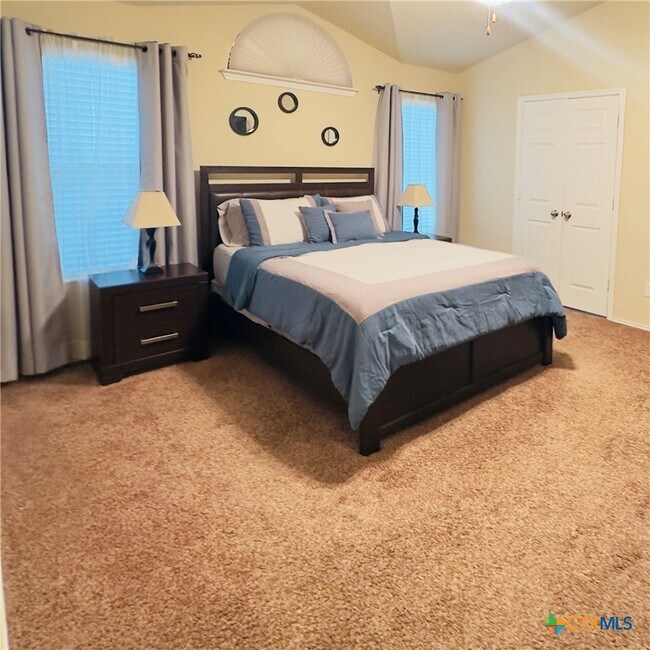 Building Photo - 1521 Starlight Dr