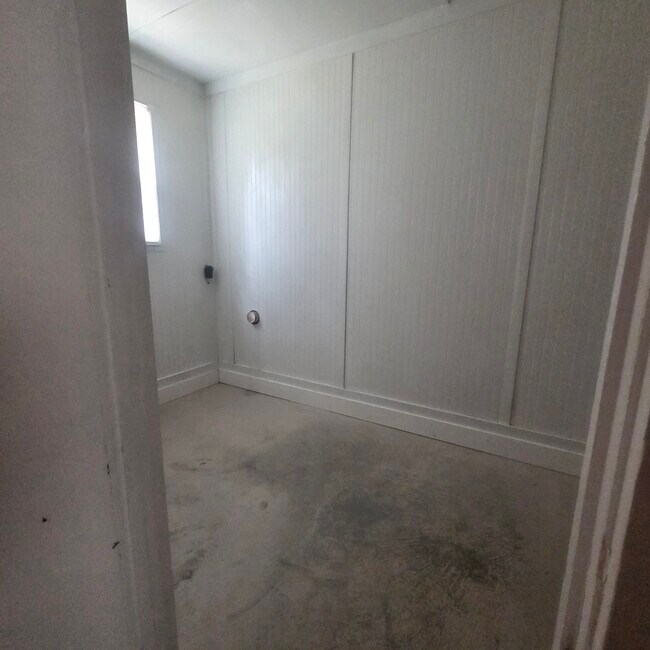 Building Photo - 2916 Walden Dr