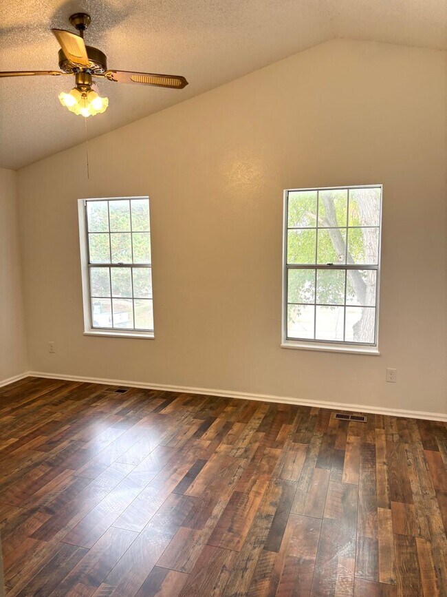 Building Photo - Charming 4bd/3ba home for rent Aurora Co 80017