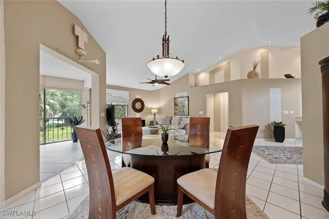 Building Photo - 15260 Cedarwood Ln