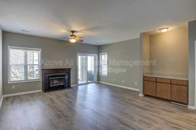 Building Photo - 6020 Winterpointe Ln