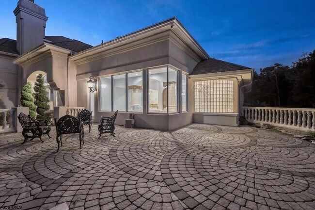 Building Photo - 609 Park Pl