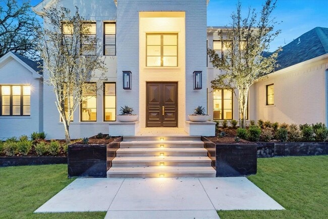 Building Photo - 5101 Cuesta Verde