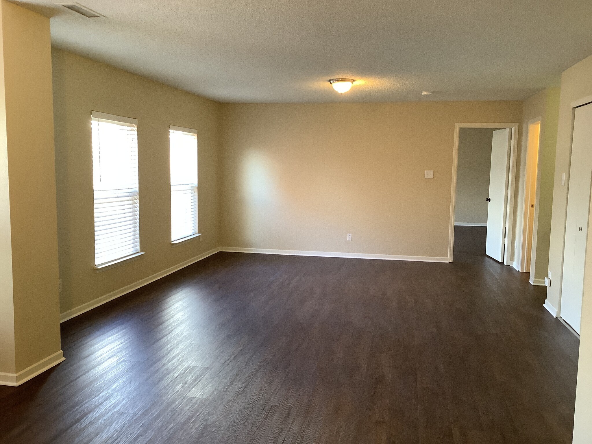 Building Photo - 5734 N Attleburg Dr