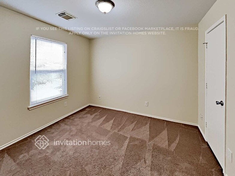 Building Photo - 18206 Valebluff Ln