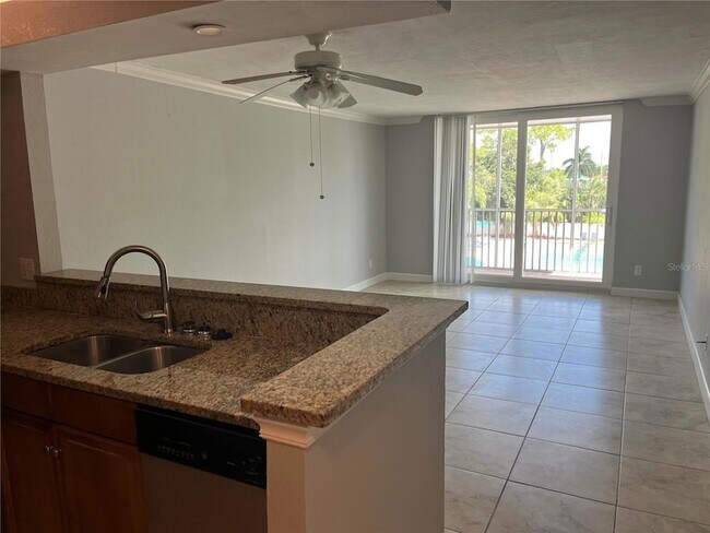 Building Photo - 2740 Coconut Bay Ln