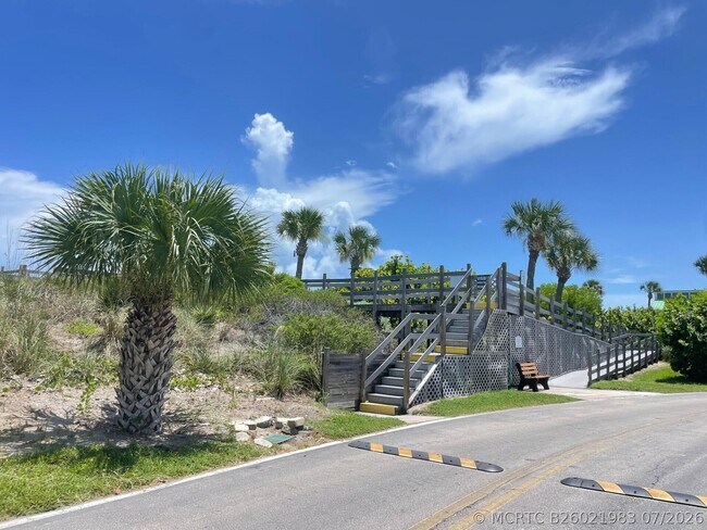 Building Photo - 2400 S Ocean Dr