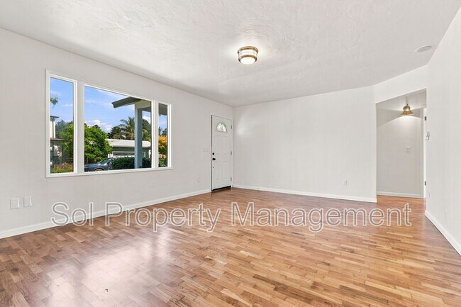 Building Photo - 1863 43rd Ave