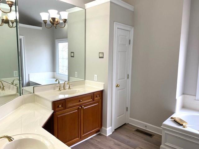 Building Photo - 810 Winding Bridge Way