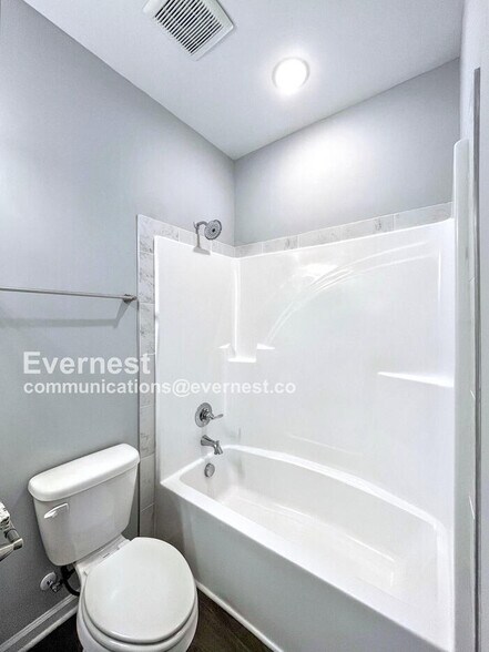 Building Photo - 1305 Ventura Ln