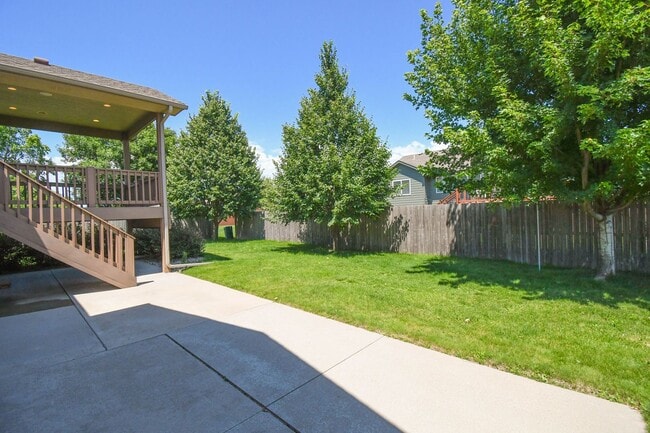 Building Photo - 3908 W 89th St