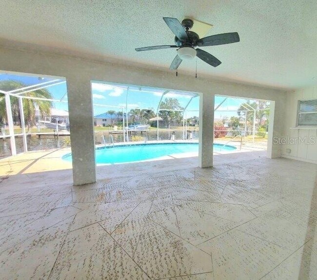 Building Photo - 910 Santa Brigida Ct