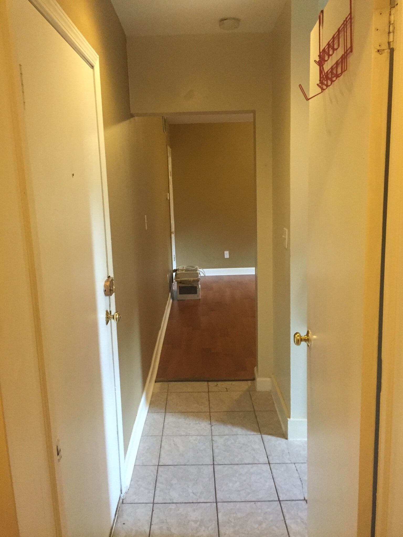 Hallway looking into livingroom - 357 College Ave