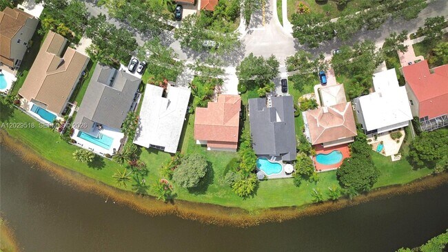 Building Photo - 1140 Cedar Falls Dr