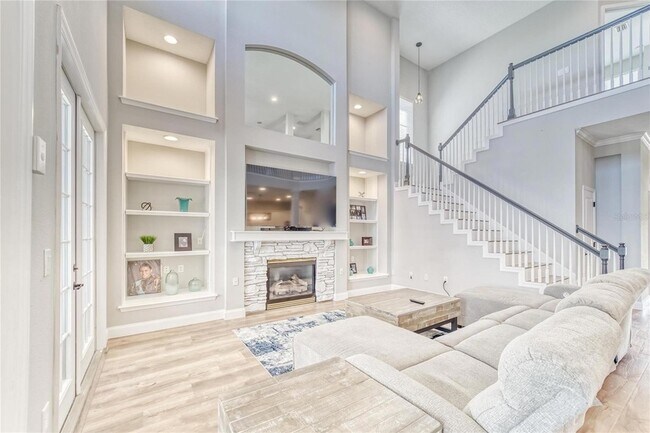 Building Photo - 5225 Brighton Shore Dr